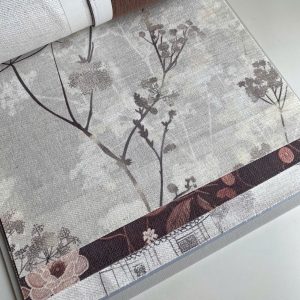Vải in cành cây bóng mờ nền xám bạc
