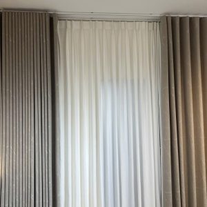 Vải in vân đá kim tuyến be ấm