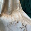 Vải jacquard thêu hoa cành cây màu trắng vàng